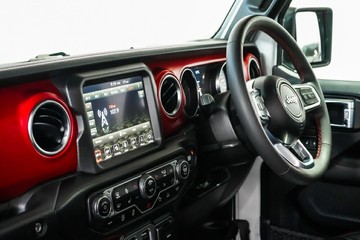 https://vehicle-cdn.autoleague.cloud/17009_11018616_21.jpg