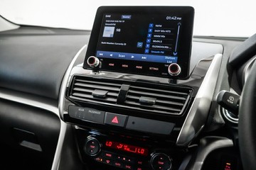 https://vehicle-cdn.autoleague.cloud/17009_11018620_15.jpg
