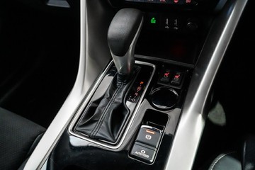 https://vehicle-cdn.autoleague.cloud/17009_11018620_17.jpg
