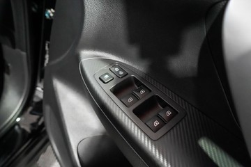 https://vehicle-cdn.autoleague.cloud/17009_11018620_23.jpg
