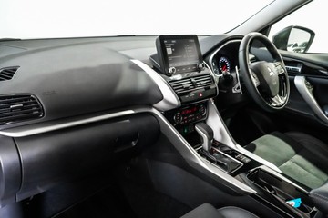 https://vehicle-cdn.autoleague.cloud/17009_11018620_9.jpg