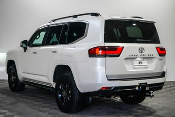 https://vehicle-cdn.autoleague.cloud/17009_11018622_5.jpg