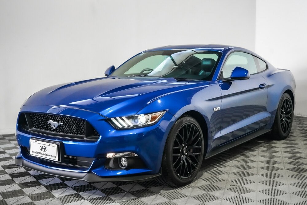 Ford Mustang image 4