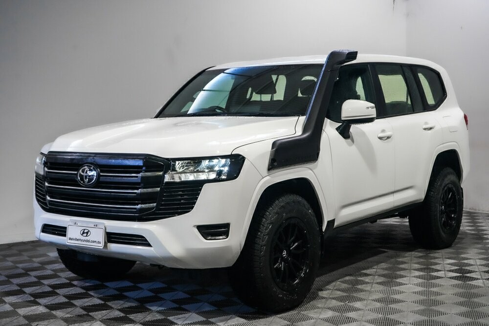 Toyota Landcruiser image 4