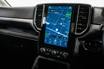 https://vehicle-cdn.autoleague.cloud/17009_11018629_15.jpg