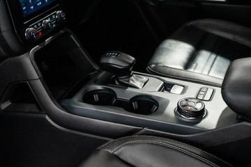https://vehicle-cdn.autoleague.cloud/17009_11018629_20.jpg