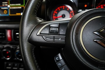 https://vehicle-cdn.autoleague.cloud/17009_11018630_14.jpg