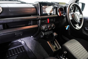 https://vehicle-cdn.autoleague.cloud/17009_11018630_18.jpg