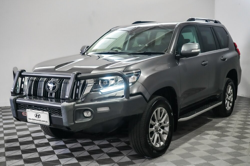 Toyota Landcruiser Prado image 4