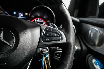 https://vehicle-cdn.autoleague.cloud/17009_11018635_15.jpg