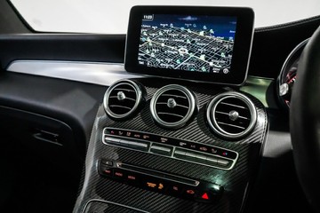 https://vehicle-cdn.autoleague.cloud/17009_11018635_17.jpg