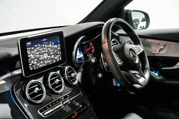 https://vehicle-cdn.autoleague.cloud/17009_11018635_20.jpg