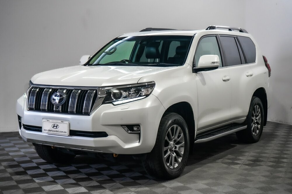 Toyota Landcruiser Prado image 4