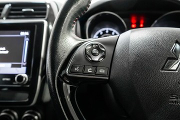 https://vehicle-cdn.autoleague.cloud/17009_11018640_12.jpg
