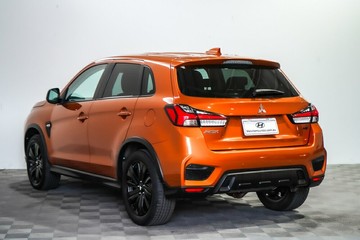 https://vehicle-cdn.autoleague.cloud/17009_11018640_5.jpg
