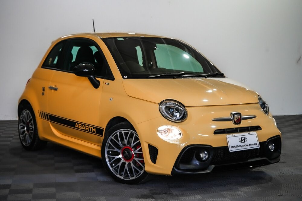 Abarth 595 image 1