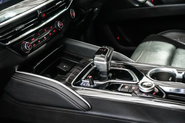 https://vehicle-cdn.autoleague.cloud/17009_11018664_20.jpg