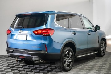 https://vehicle-cdn.autoleague.cloud/17009_11018664_5.jpg