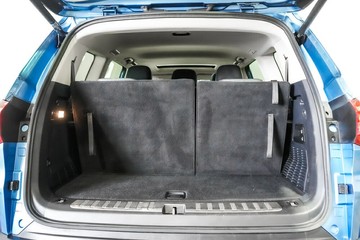 https://vehicle-cdn.autoleague.cloud/17009_11018664_7.jpg