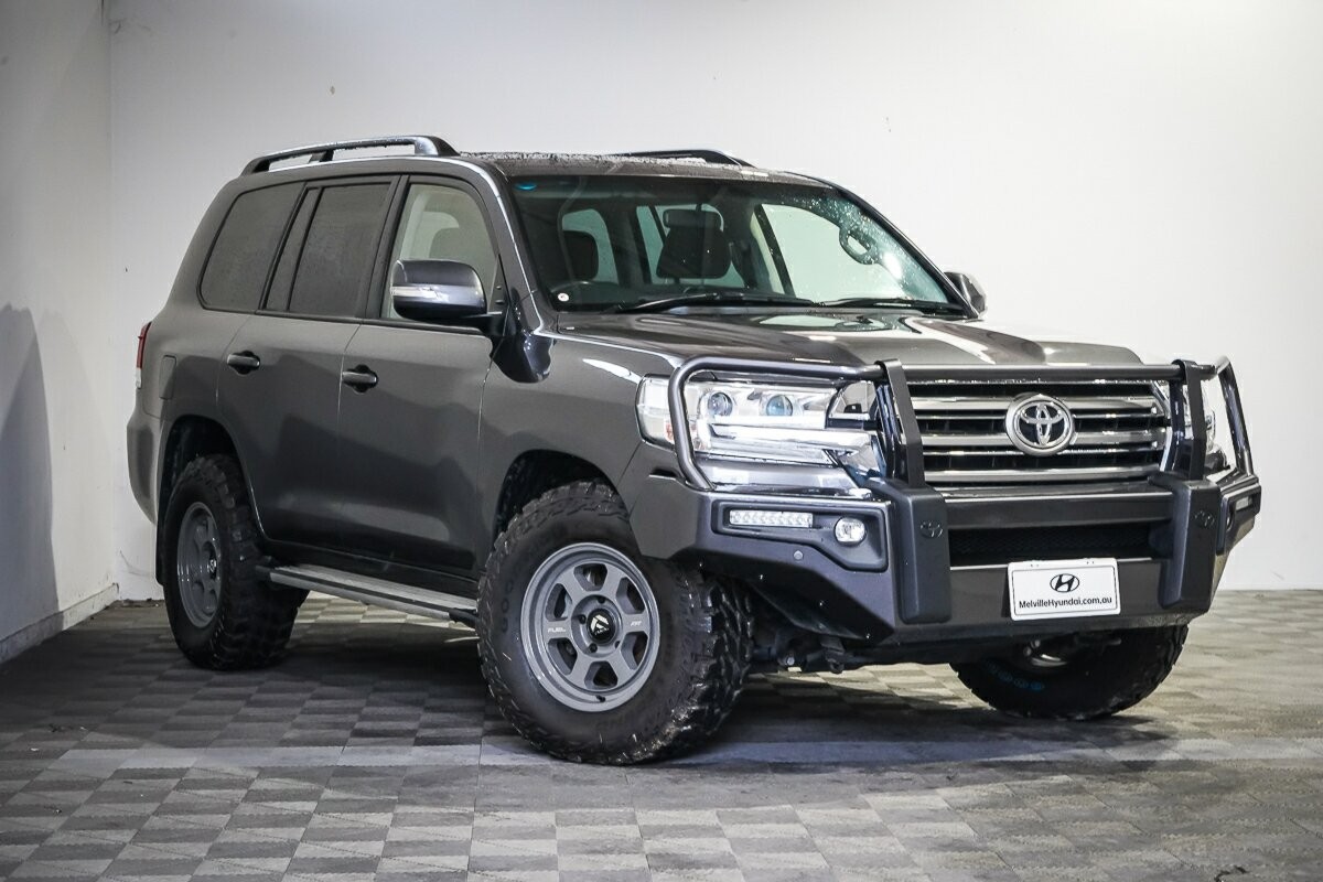 Toyota Landcruiser image 1