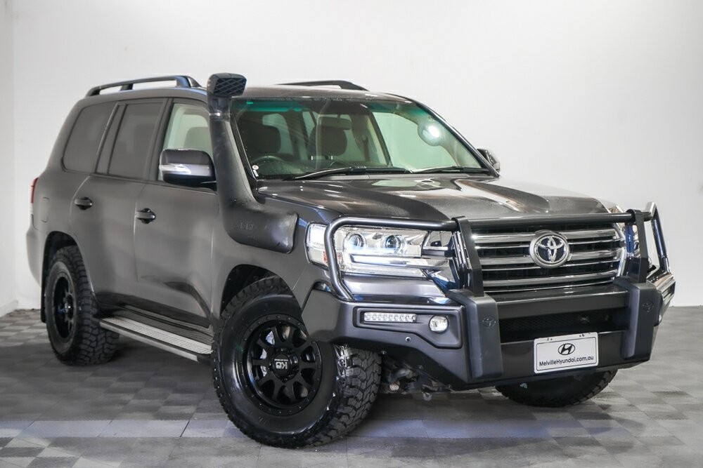 Toyota Landcruiser image 1