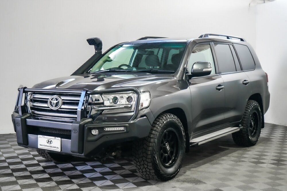 Toyota Landcruiser image 4