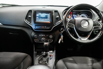 https://vehicle-cdn.autoleague.cloud/17009_11018671_10.jpg