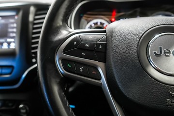 https://vehicle-cdn.autoleague.cloud/17009_11018671_12.jpg