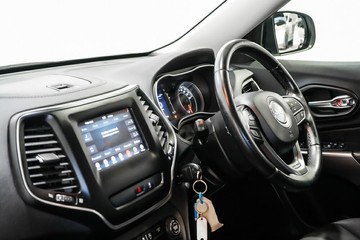 https://vehicle-cdn.autoleague.cloud/17009_11018671_19.jpg