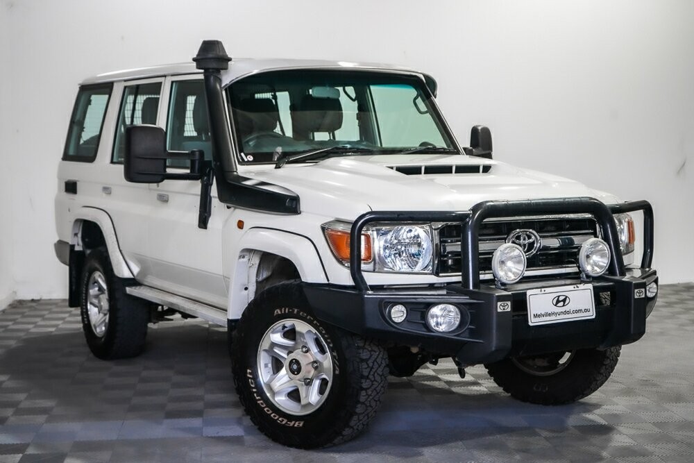 Toyota Landcruiser image 1