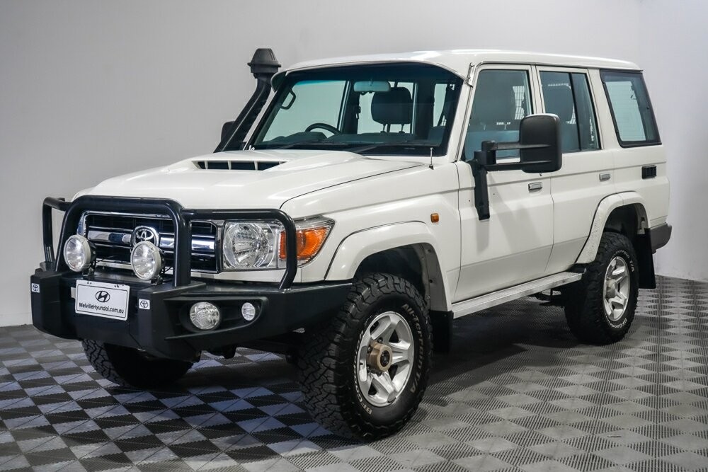 Toyota Landcruiser image 4