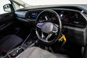 https://vehicle-cdn.autoleague.cloud/17009_11018673_10.jpg