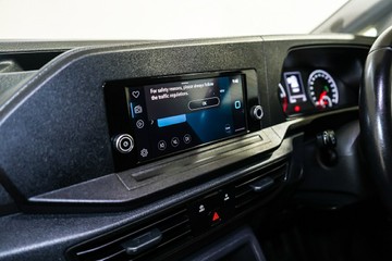 https://vehicle-cdn.autoleague.cloud/17009_11018673_18.jpg