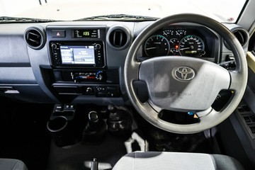 https://vehicle-cdn.autoleague.cloud/17009_11018683_12.jpg