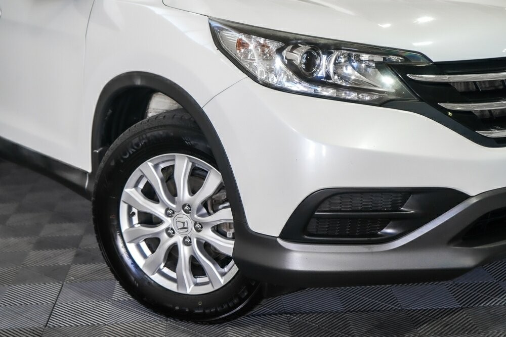 Honda Cr-v image 2