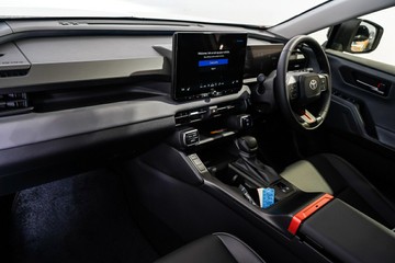 https://vehicle-cdn.autoleague.cloud/17009_11018689_17.jpg