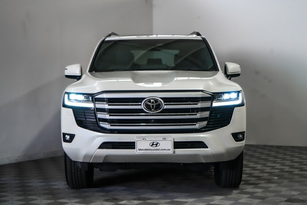 Toyota Landcruiser image 3