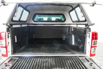 https://vehicle-cdn.autoleague.cloud/17009_11018715_8.jpg