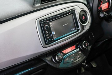 https://vehicle-cdn.autoleague.cloud/17009_11018716_14.jpg