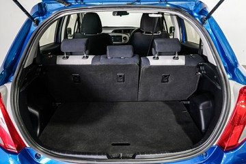 https://vehicle-cdn.autoleague.cloud/17009_11018716_8.jpg