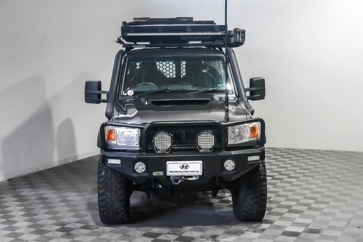 Toyota Landcruiser image 3