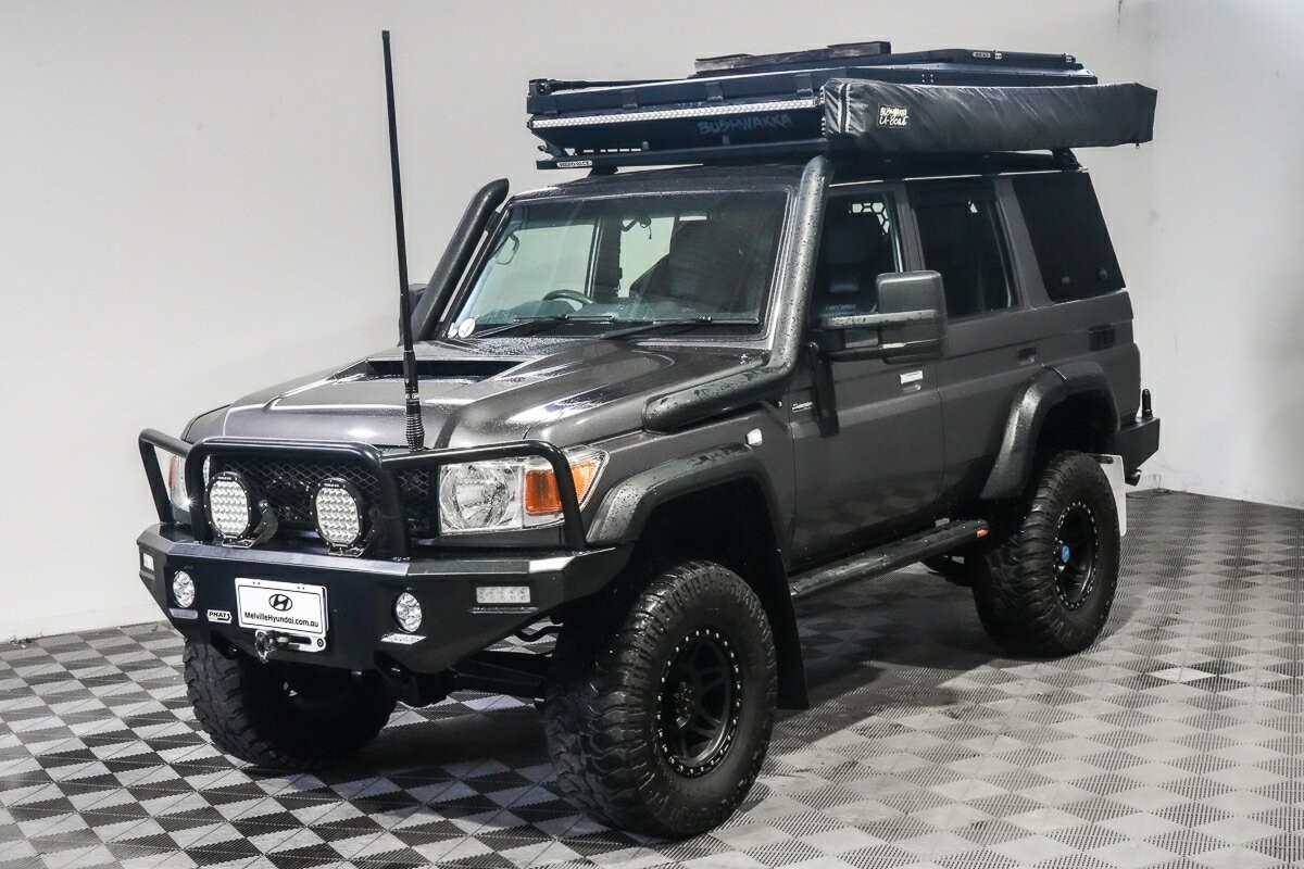 Toyota Landcruiser image 4