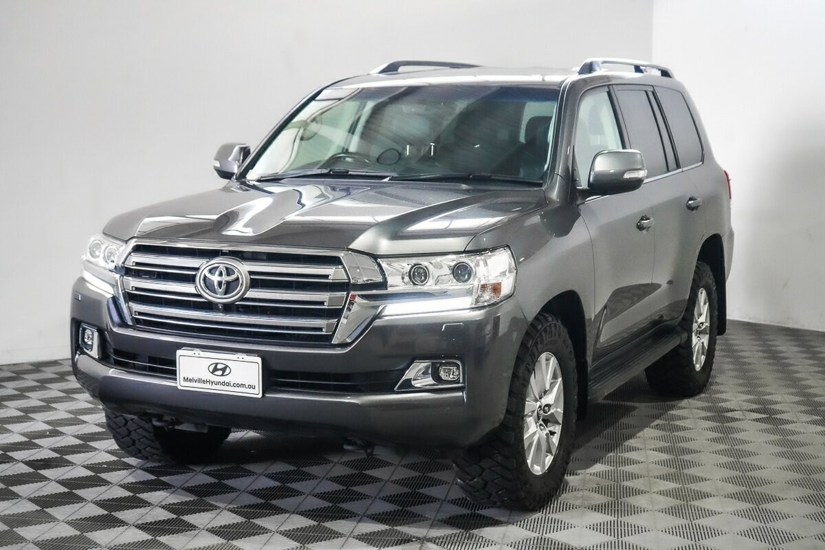 Toyota Landcruiser image 4
