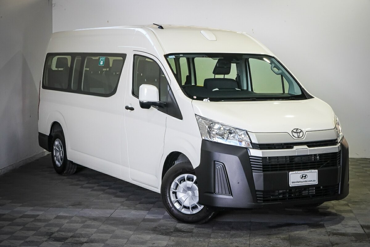 Toyota Hiace image 1