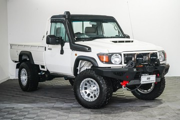 https://vehicle-cdn.autoleague.cloud/17009_11018746_1.jpg