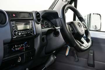 https://vehicle-cdn.autoleague.cloud/17009_11018746_19.jpg