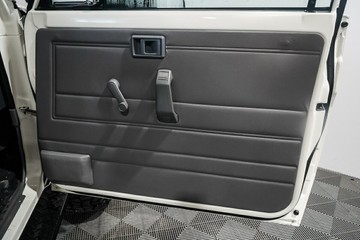 https://vehicle-cdn.autoleague.cloud/17009_11018746_23.jpg