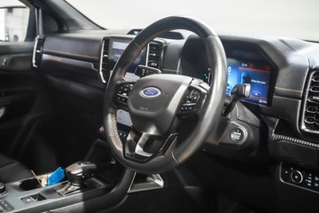 https://vehicle-cdn.autoleague.cloud/17009_11018749_12.jpg