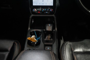 https://vehicle-cdn.autoleague.cloud/17009_11018749_24.jpg
