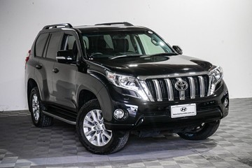 https://vehicle-cdn.autoleague.cloud/17009_11018752_1.jpg